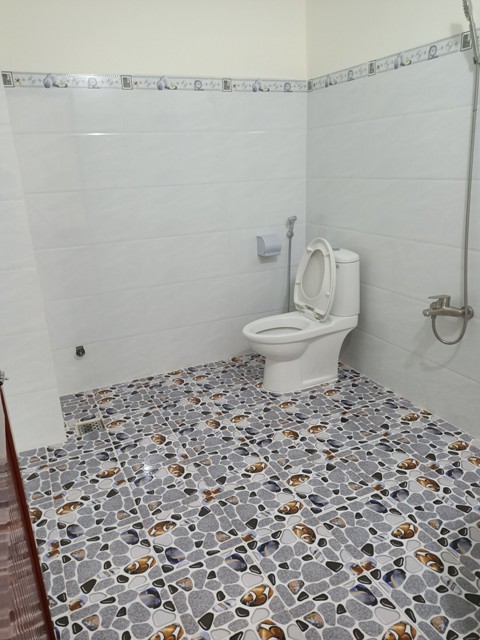 Toilet nhà nguyên căn 4PN đường Lê Duẩn Thị Xã Phú Mỹ
